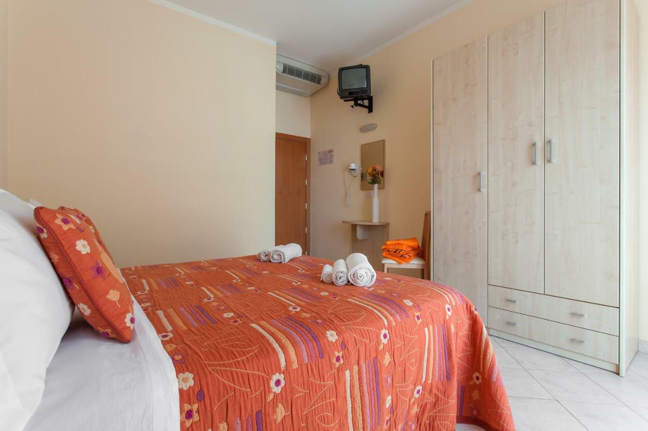 Hotel Giove Dipendenza Hotel Fiamma Cesenatico Eksteriør billede